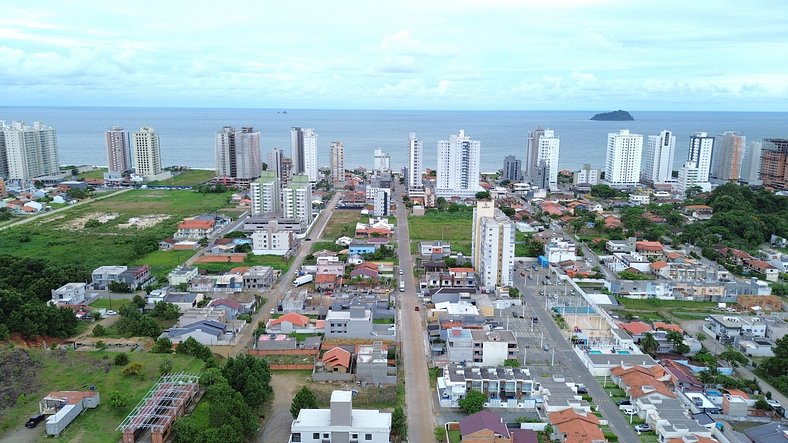 650m da praia | Balneário Piçarras | Beto Carrero