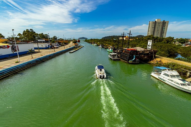 700m do Mar e acesso rápido ao Beto Carrero