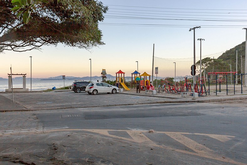 À 7min do Beto Carrero e 100m praia de São Miguel