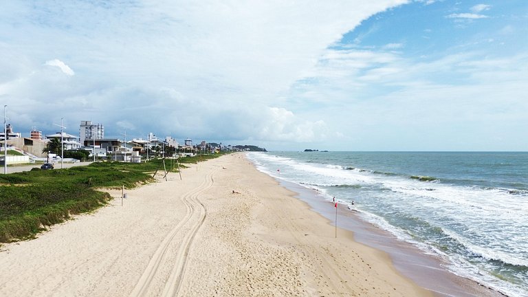 Apartamento lindo com vista incrível da praia