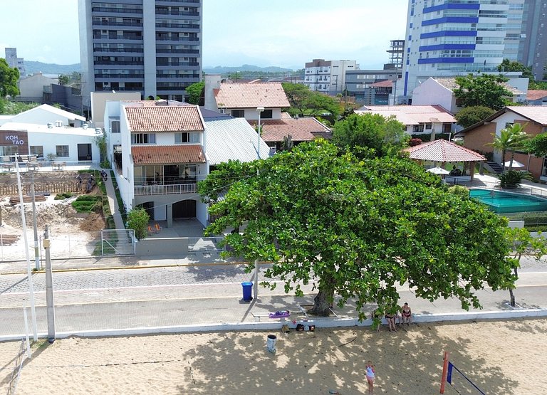 Extraordinária casa Pé na Areia - Piçarras