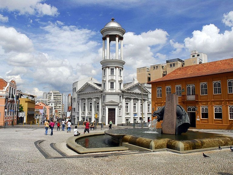 Incrível | Largo da Ordem e Paraná Previdência