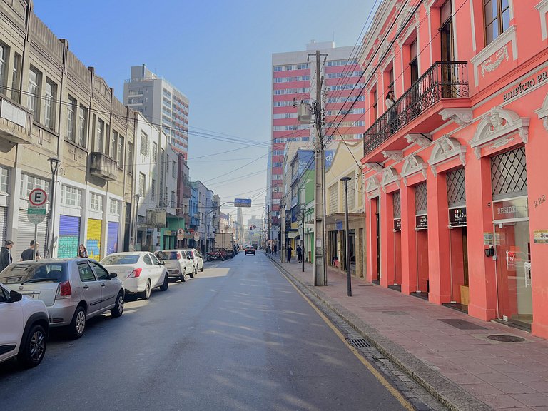 Perto da UFPR, Shopping Mueller e Centro - Curitiba