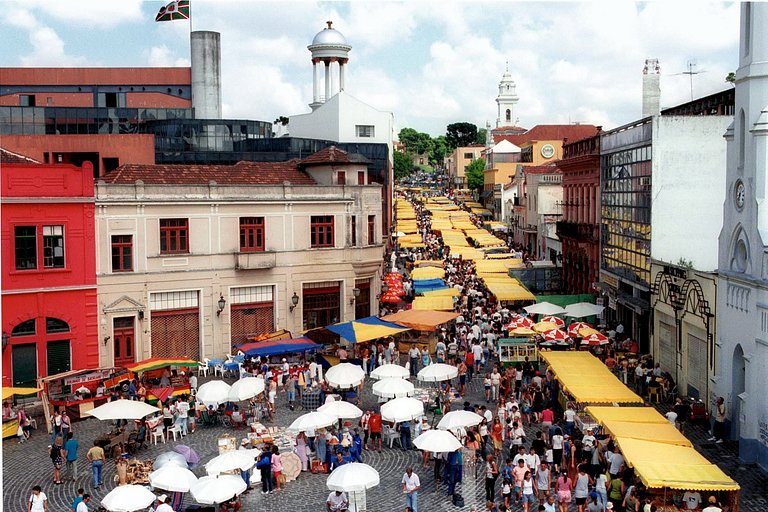 Próximo UFPR, Teatro Guaira e Rodoviária - Curitiba